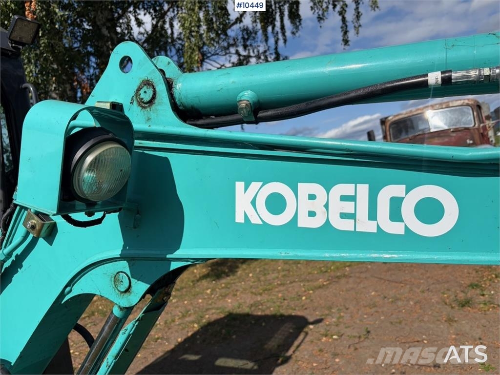 Kobelco SK17SR-3E Excavadoras sobre orugas