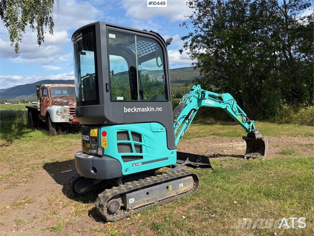Kobelco SK17SR-3E Excavadoras sobre orugas