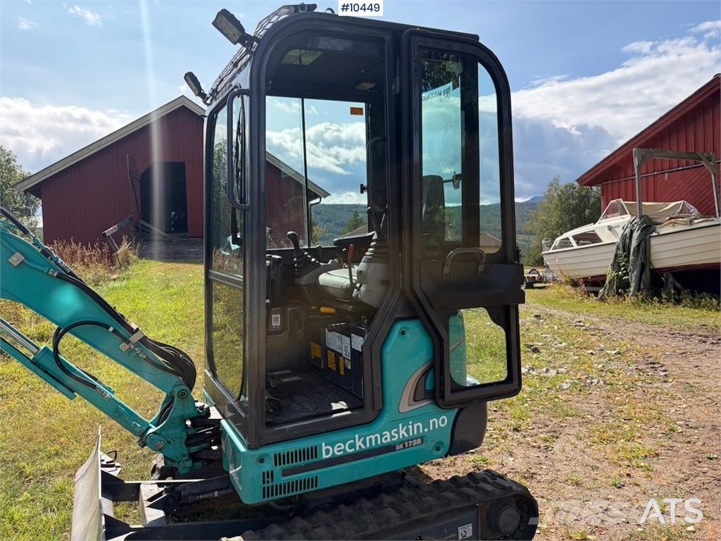 Kobelco SK17SR-3E Excavadoras sobre orugas