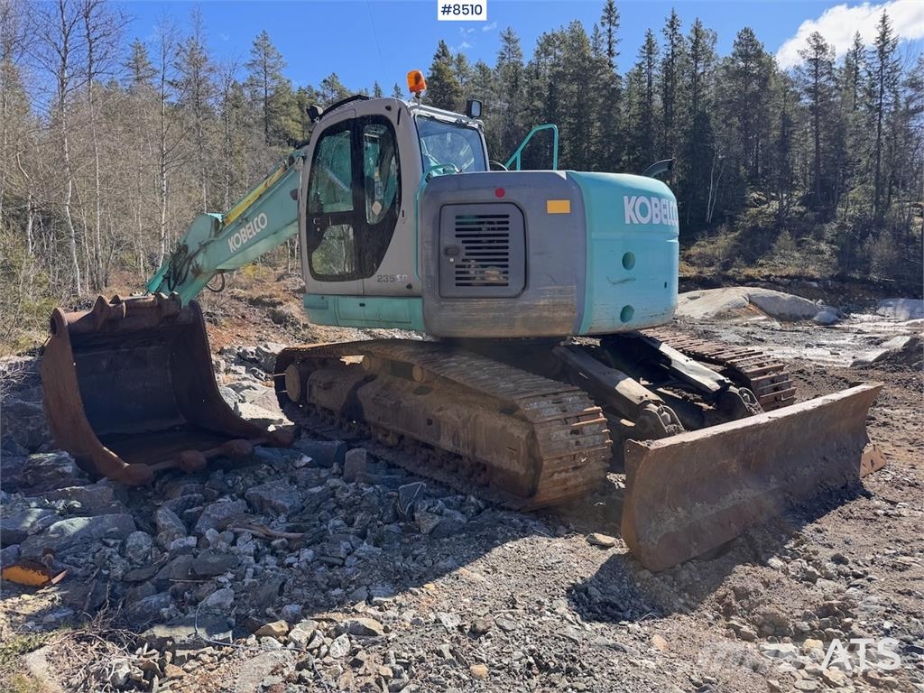 Kobelco SK235SR Excavadoras sobre orugas