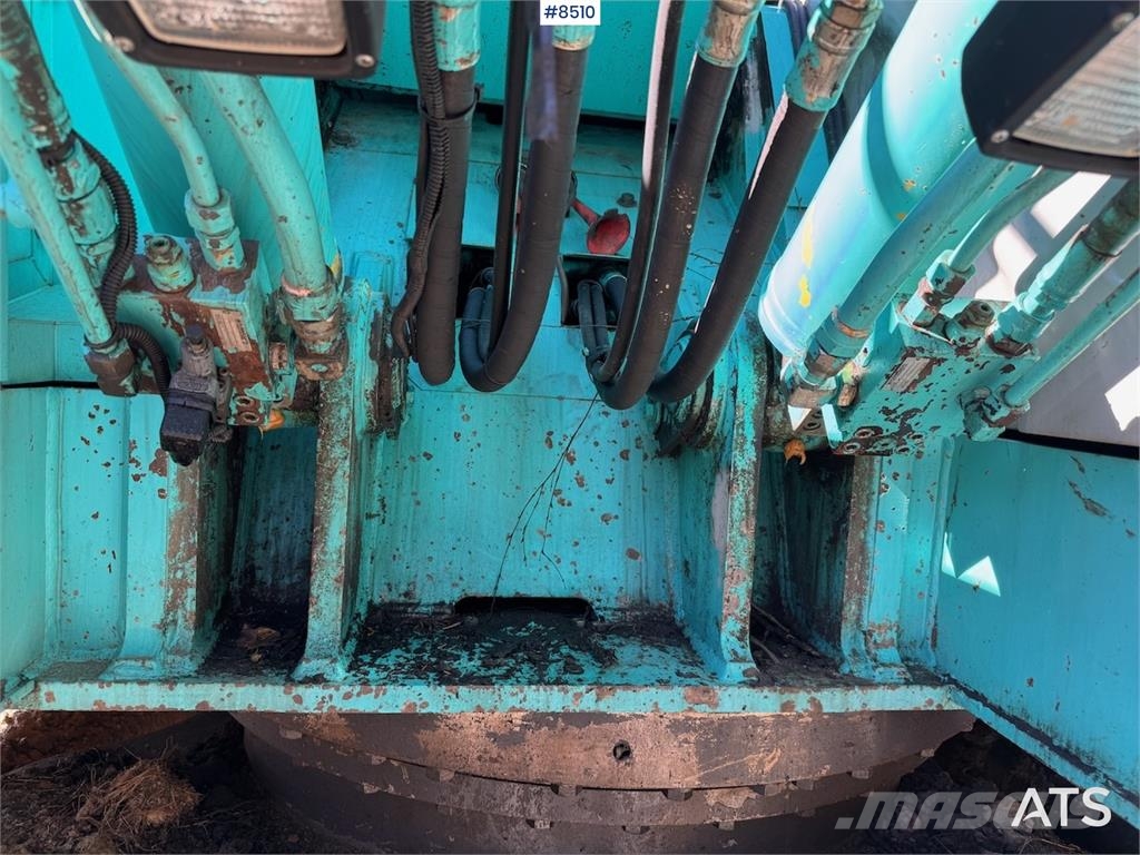 Kobelco SK235SR Excavadoras sobre orugas