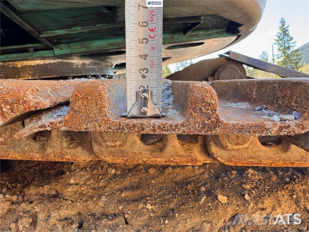 Kobelco SK235SR Excavadoras sobre orugas