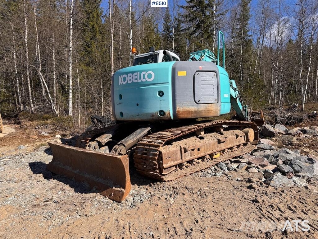 Kobelco SK235SR Excavadoras sobre orugas