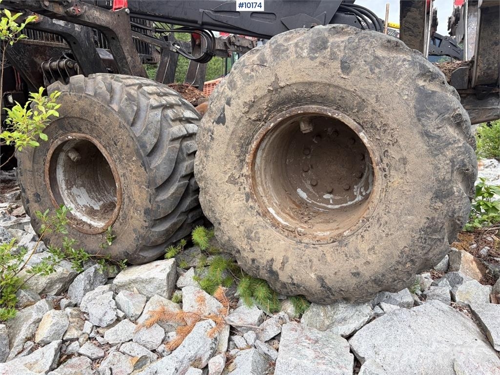Komatsu 890.3 Lesní jeřáby
