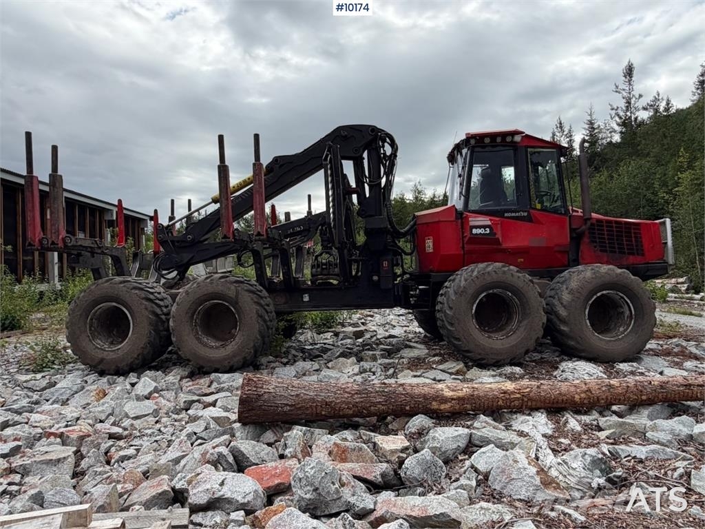 Komatsu 890.3 Lesní jeřáby