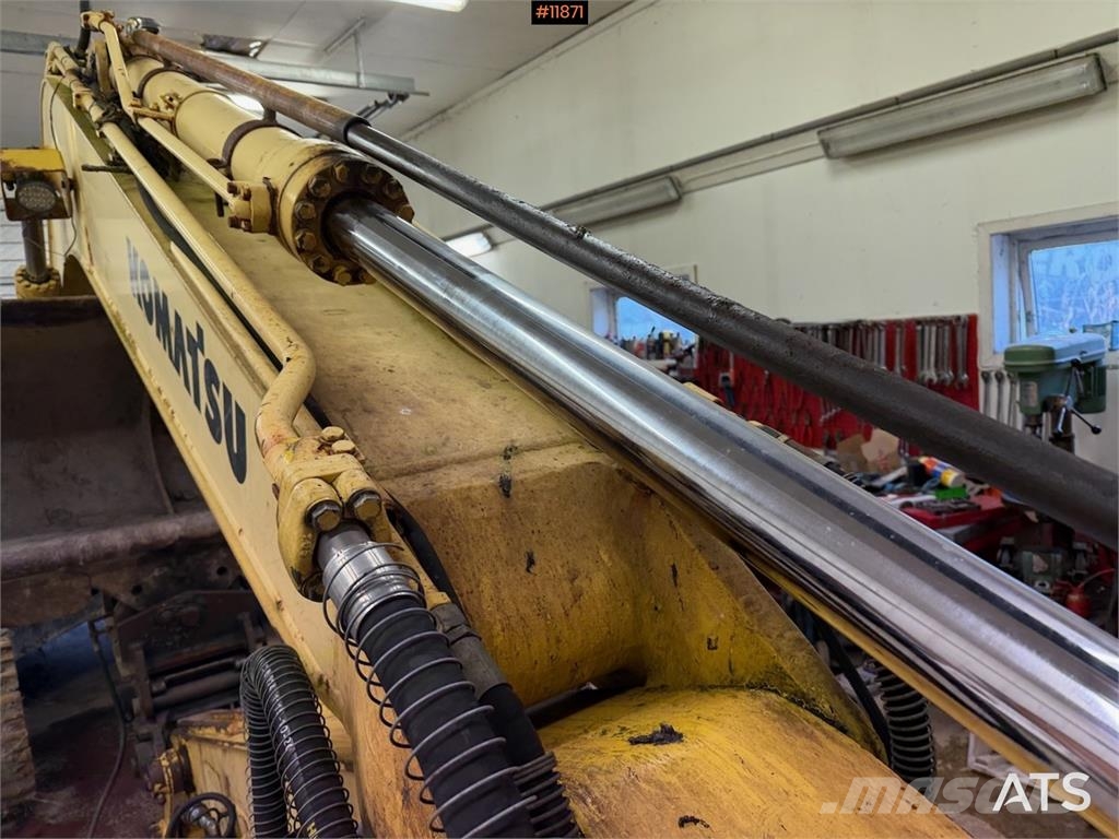 Komatsu PC180LC Lánctalpas kotrók