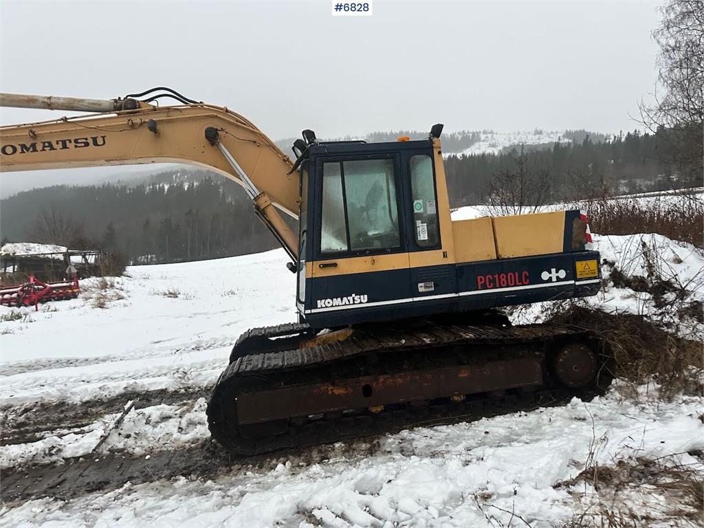 Komatsu PC180LC-3 m/graveskuffe Excavadoras sobre orugas