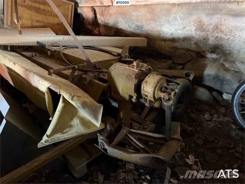 Krone Slåmaskin معدات أخرى للحصاد