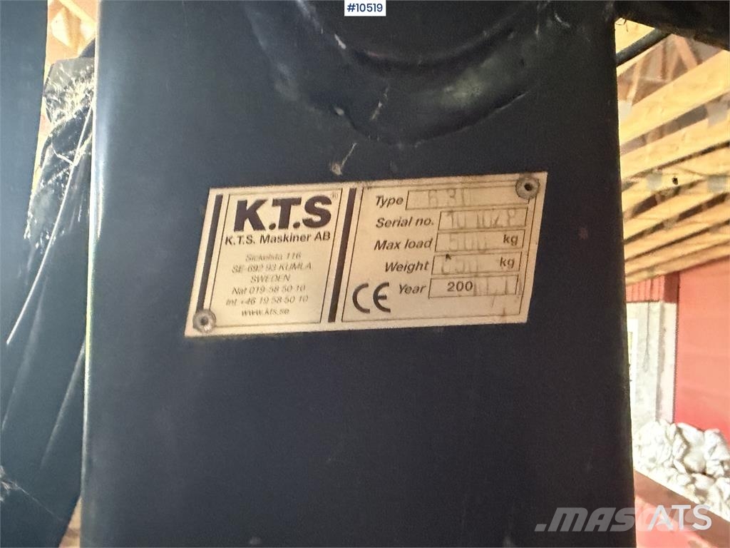 KTS 630 Tømmervogn med kran مقطورات أشجار