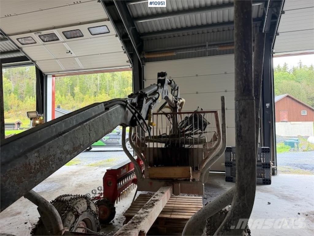 KTS 915 Tømmervogn med kran Timber trailers