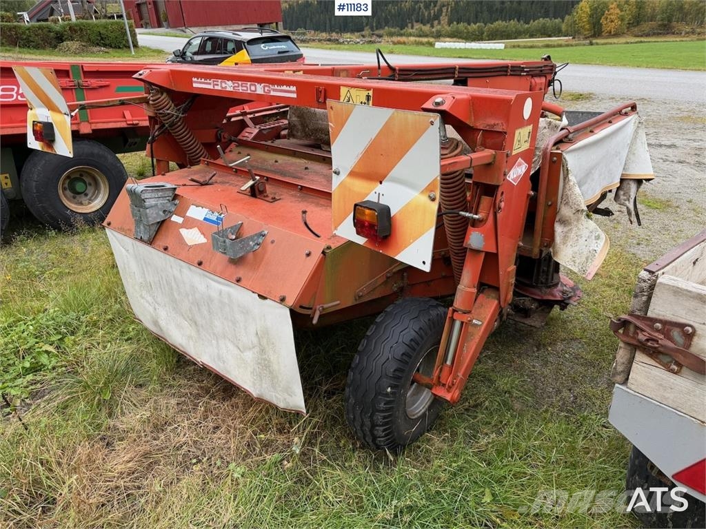 Kuhn FC 250 Otros equipos para cosecha