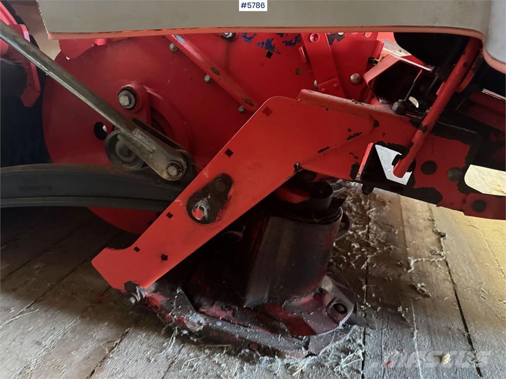 Kuhn FC 3160 TCD معدات أخرى للحصاد