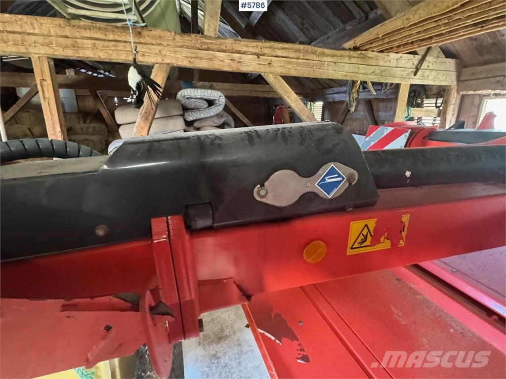 Kuhn FC 3160 TCD معدات أخرى للحصاد