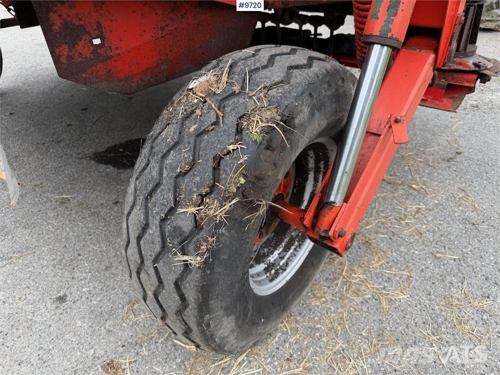 Kuhn FC 352 G معدات أخرى للحصاد