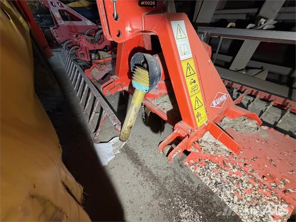 Kuhn HR 3003 其他耕耘機和配件