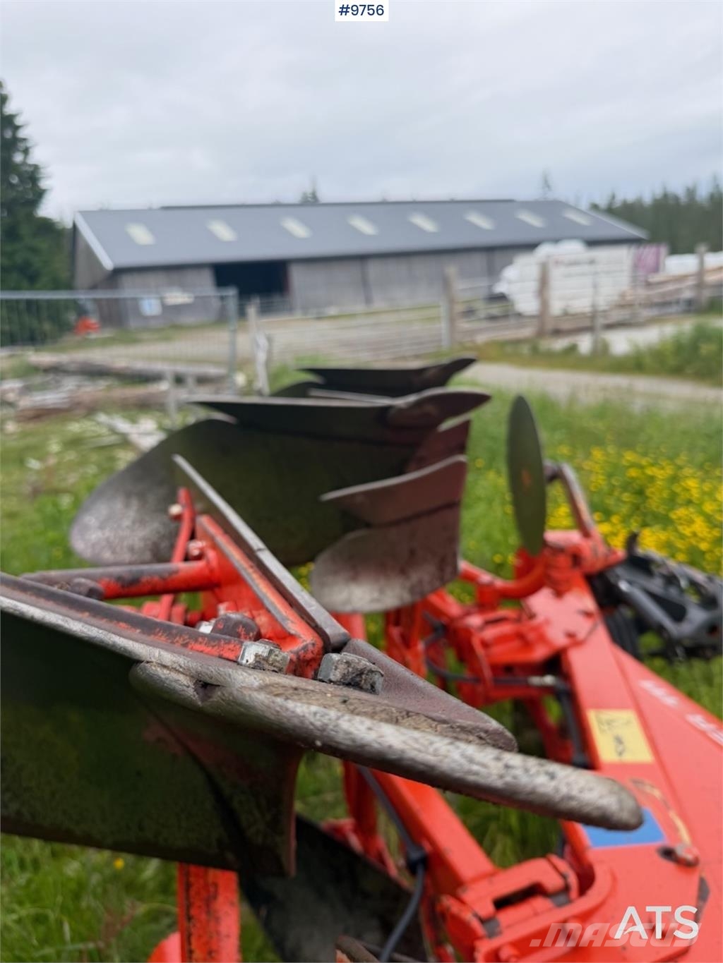 Kuhn MM 111 3EH 3-skjærsplog ماكينات وملحقات زراعة أخرى