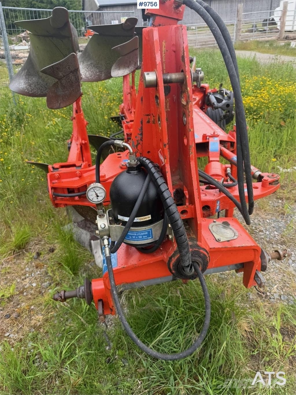 Kuhn MM 111 3EH 3-skjærsplog ماكينات وملحقات زراعة أخرى