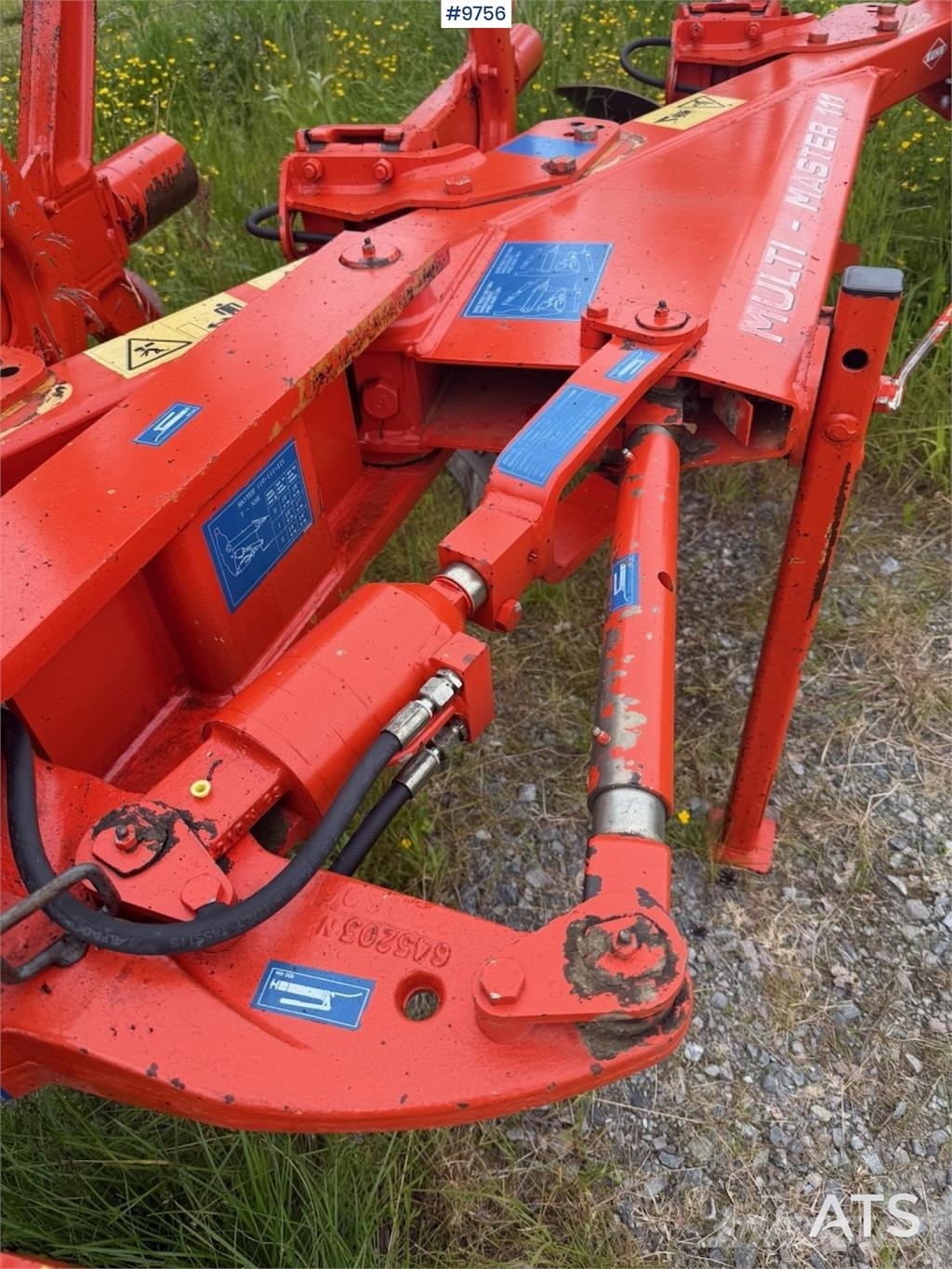 Kuhn MM 111 3EH 3-skjærsplog ماكينات وملحقات زراعة أخرى