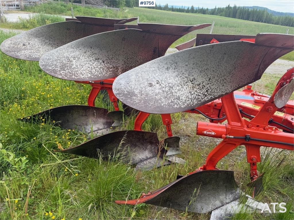 Kuhn MM 111 3EH 3-skjærsplog ماكينات وملحقات زراعة أخرى
