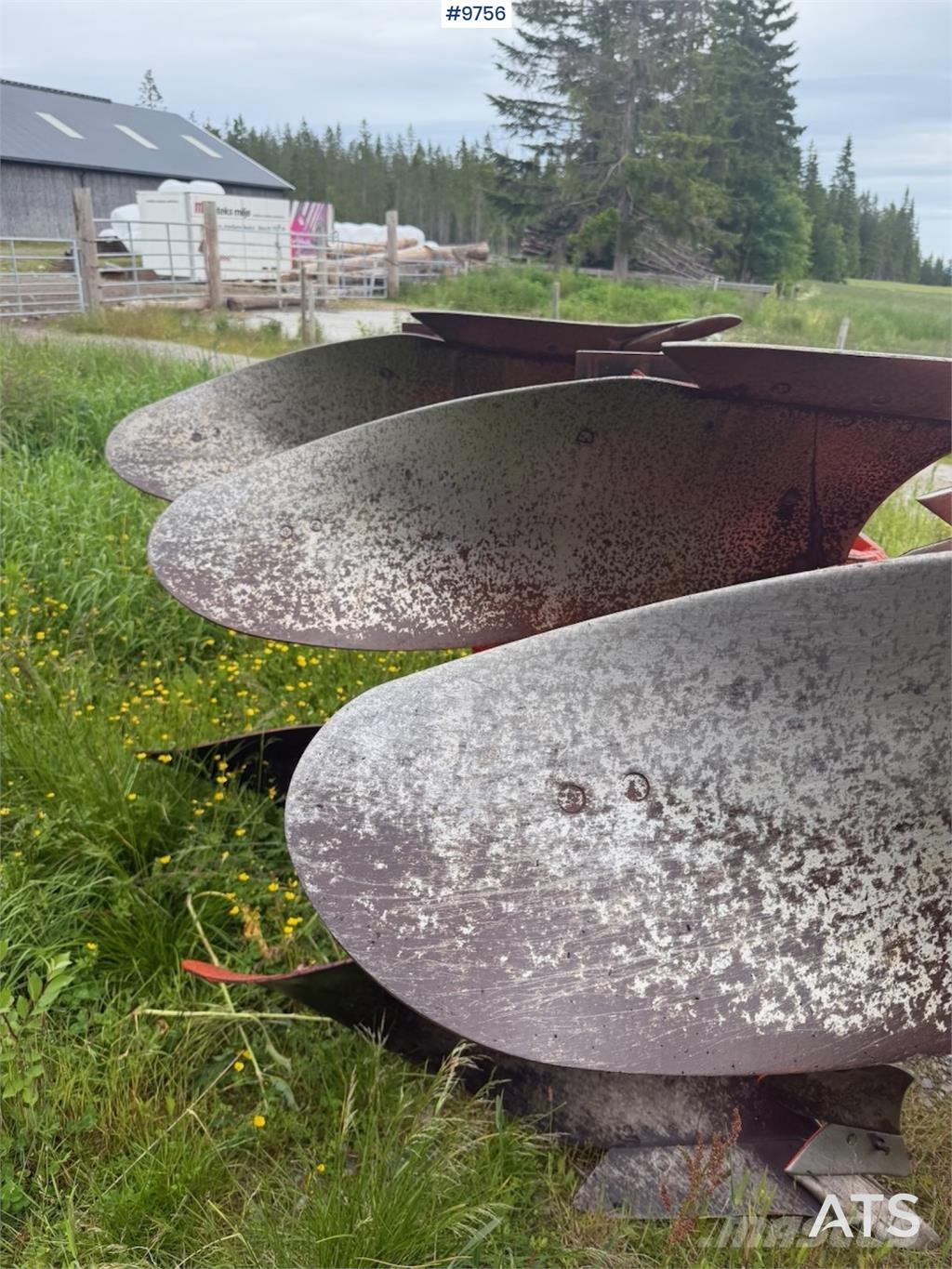 Kuhn MM 111 3EH 3-skjærsplog ماكينات وملحقات زراعة أخرى