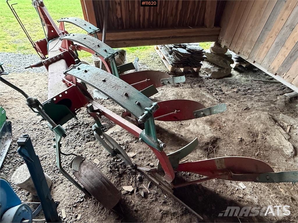 Kverneland 3 skjærs plog Altre macchine e accessori per l'aratura