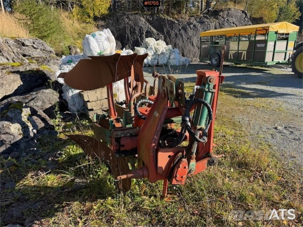 Kverneland 3 skjærs vendeplog Прочее почвообрабатывающее оборудование