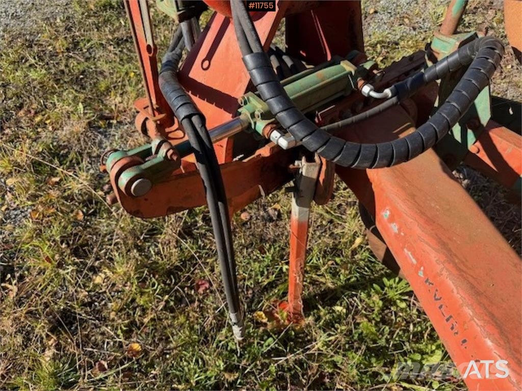 Kverneland 3 skjærs vendeplog Прочее почвообрабатывающее оборудование