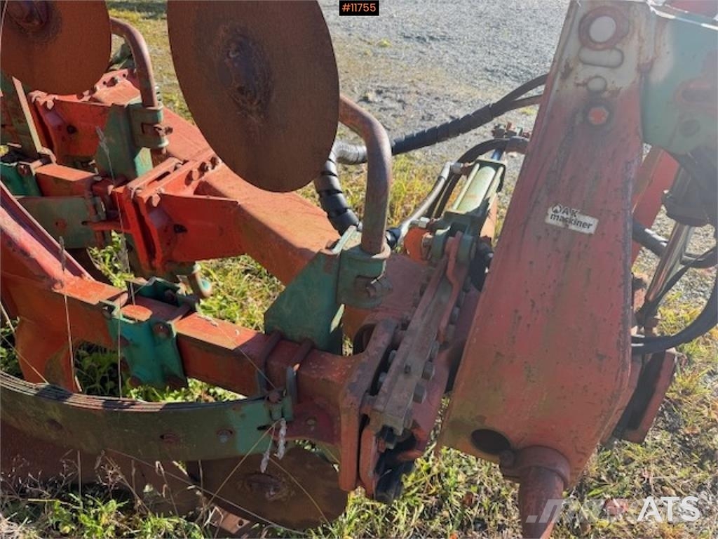 Kverneland 3 skjærs vendeplog Прочее почвообрабатывающее оборудование