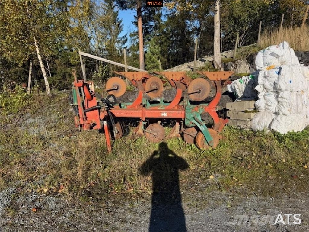 Kverneland 3 skjærs vendeplog Прочее почвообрабатывающее оборудование