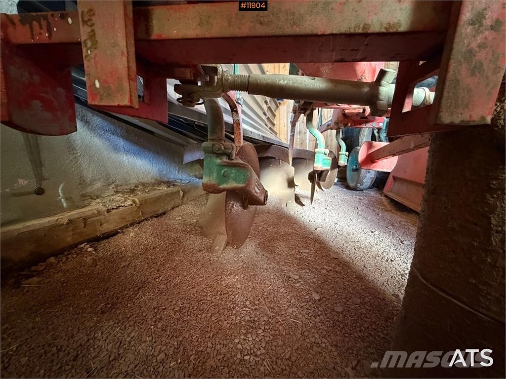 Kverneland A 3 NR Outras máquinas de lavoura e acessórios