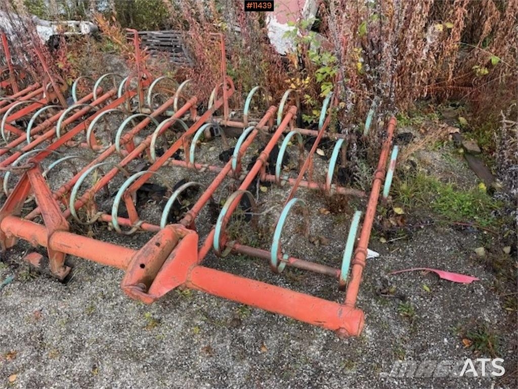 Kverneland Harv Andre Jordforbedrings maskiner og ekstrautstyr