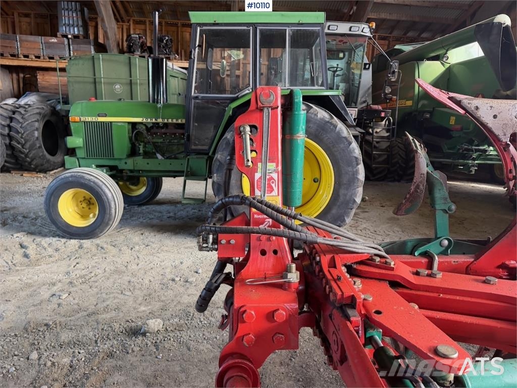 Kverneland KKES85 - 200 5-skjærs vendeplog ماكينات وملحقات زراعة أخرى
