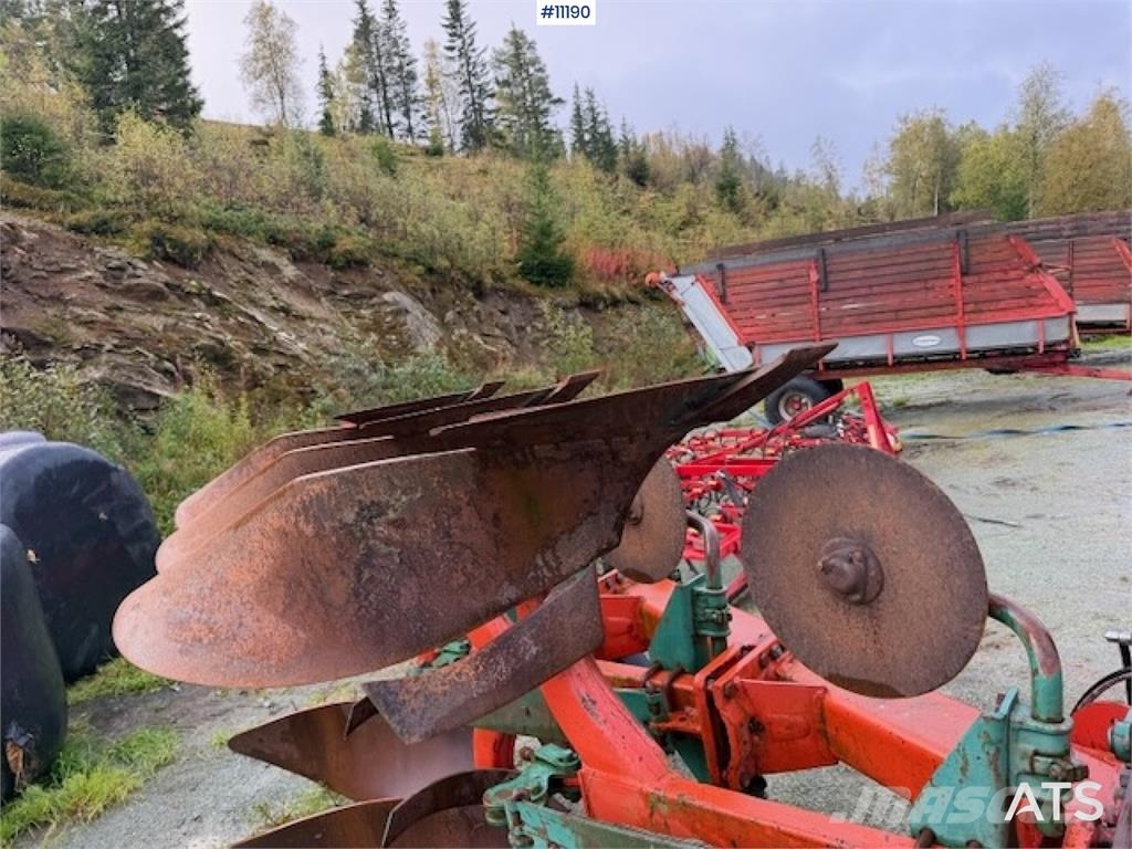 Kverneland Mod E8 3 skjærs vendeplog Andre Jordforbedrings maskiner og ekstrautstyr