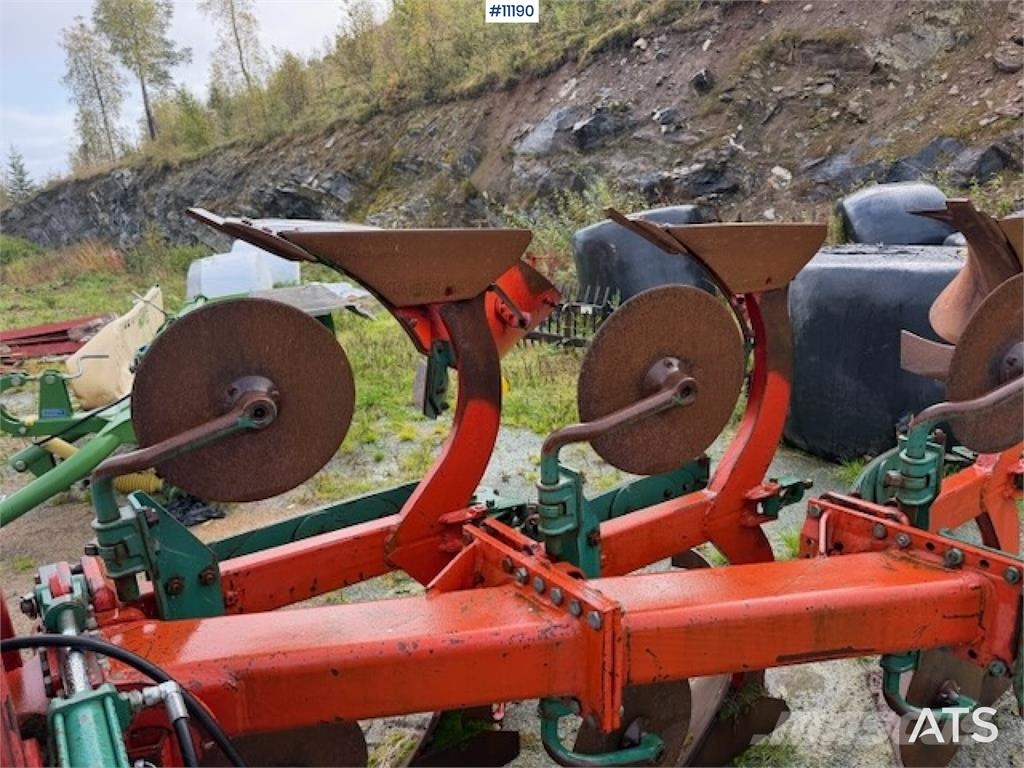 Kverneland Mod E8 3 skjærs vendeplog Andre Jordforbedrings maskiner og ekstrautstyr