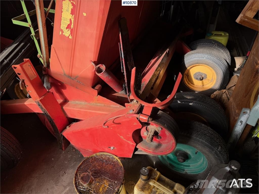 Kverneland Taarup 1500 其他收穫設備