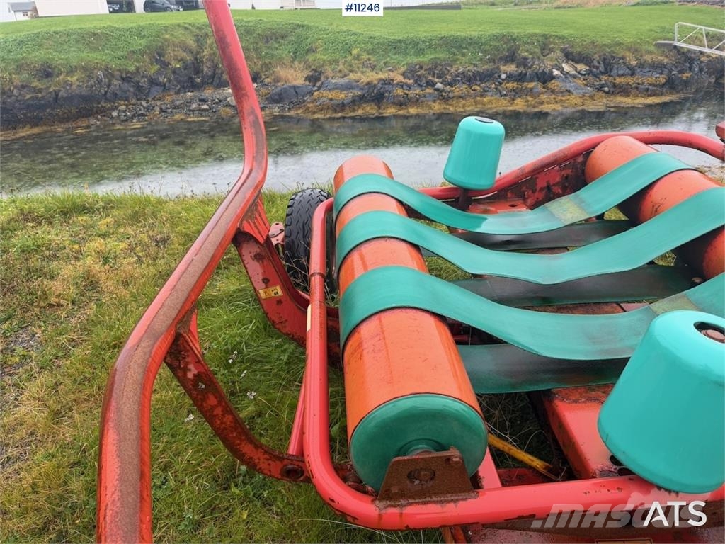 Kverneland Taarup 7335 Sonstige Erntemaschinen