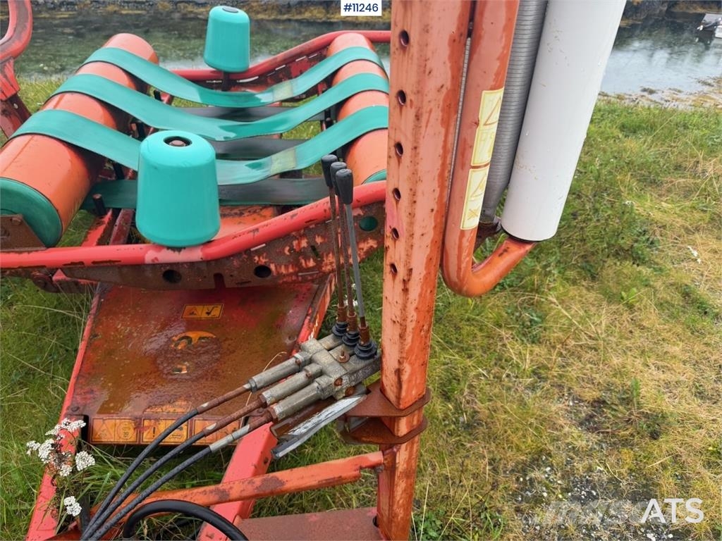 Kverneland Taarup 7335 Sonstige Erntemaschinen