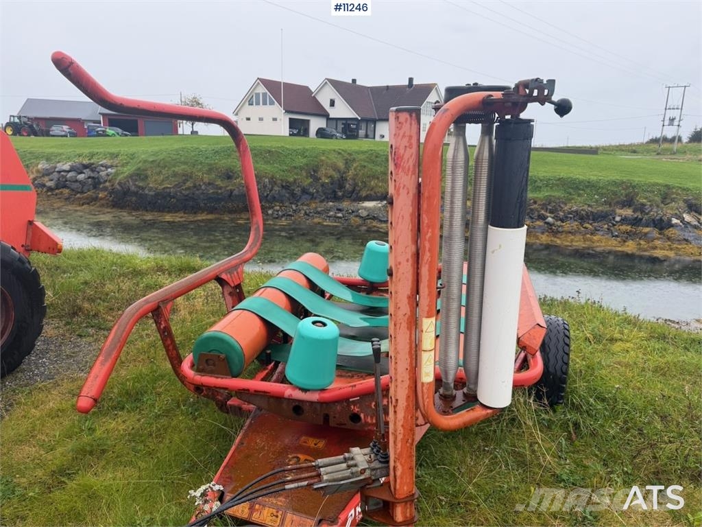 Kverneland Taarup 7335 Sonstige Erntemaschinen