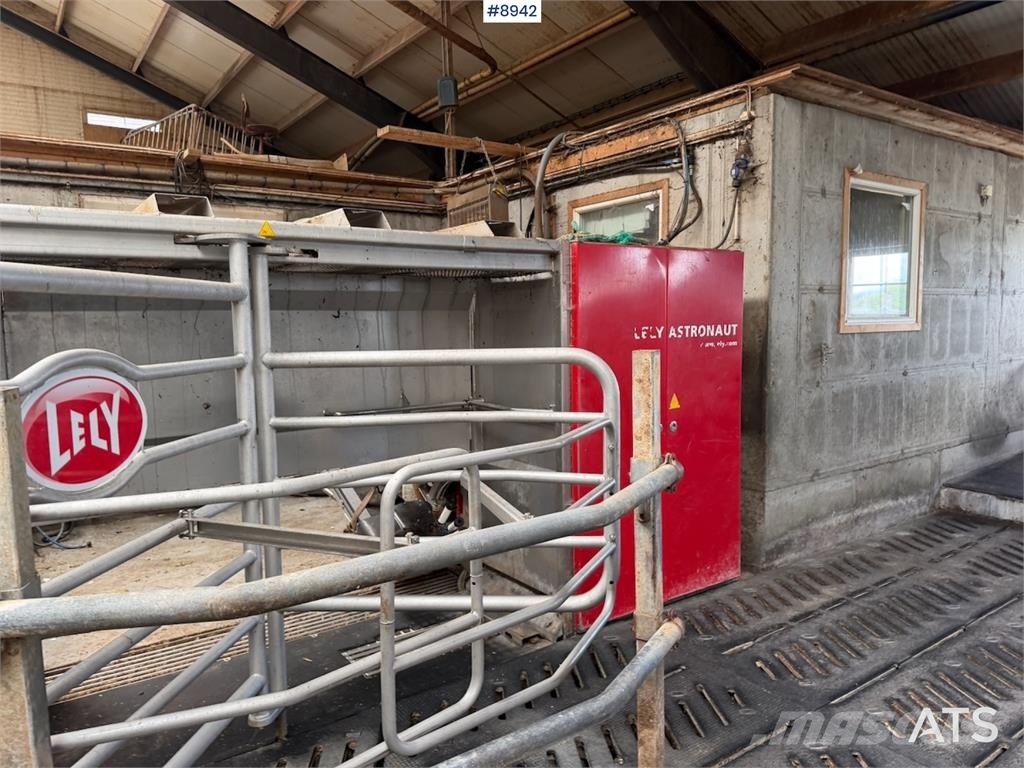 Lely A3 melkerobot Milking equipment