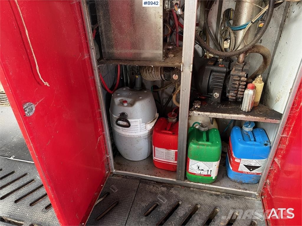Lely A3 melkerobot Milking equipment