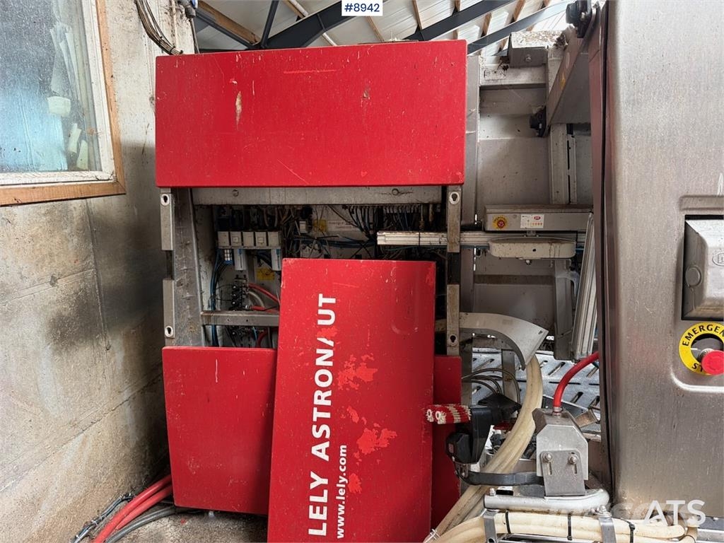 Lely A3 melkerobot Milking equipment