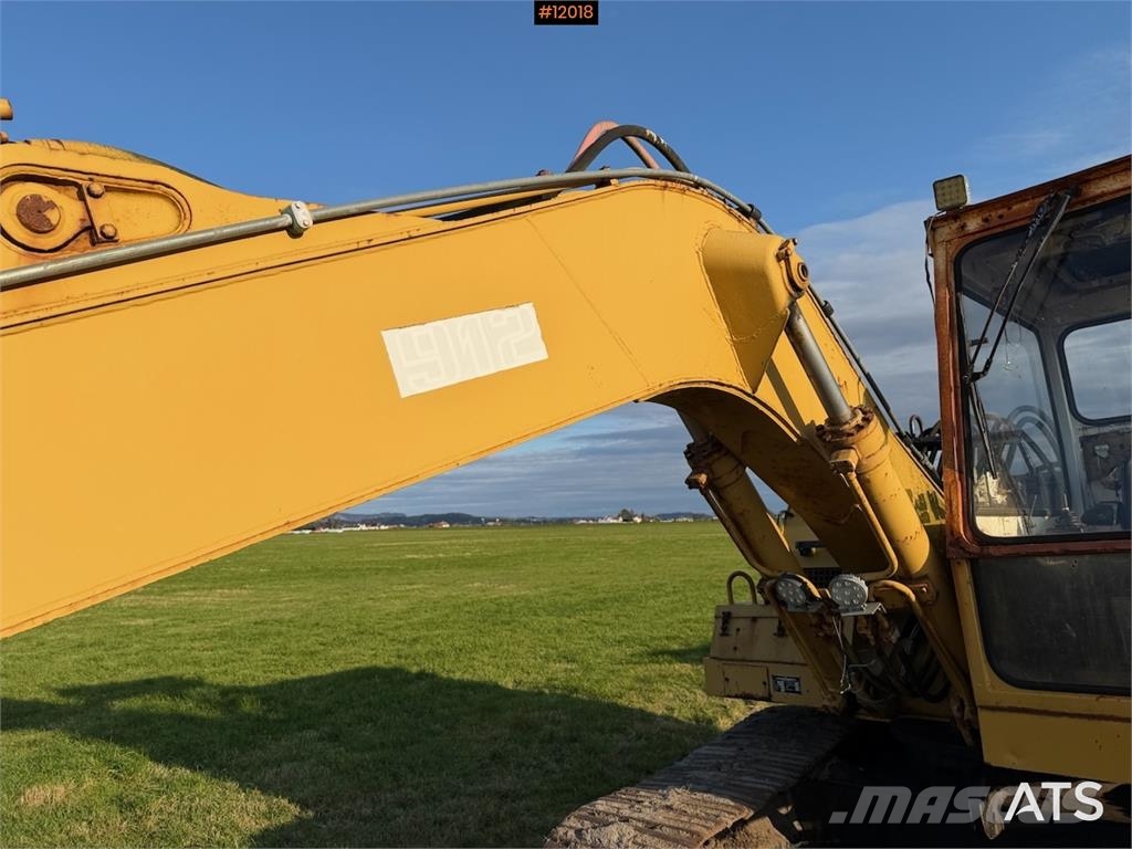 Liebherr R 912 Crawler excavators