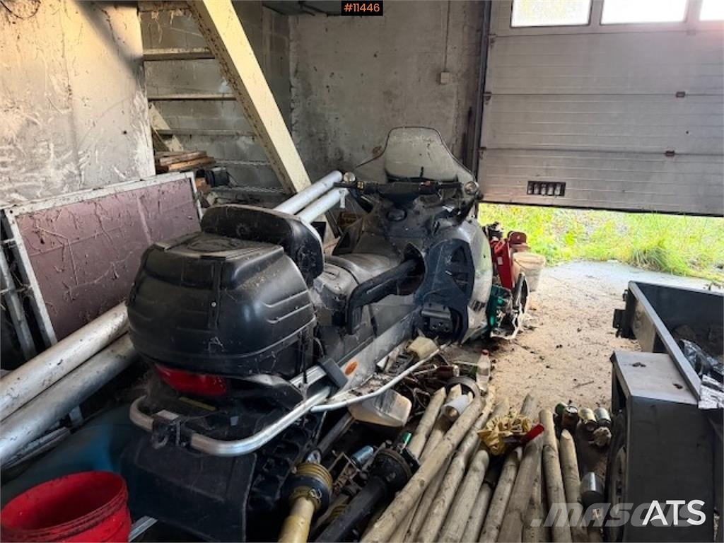 Lynx Adventure LX550 snøscooter Квадроциклы