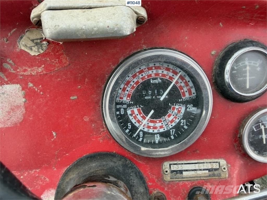 Massey Ferguson 135 Traktorer