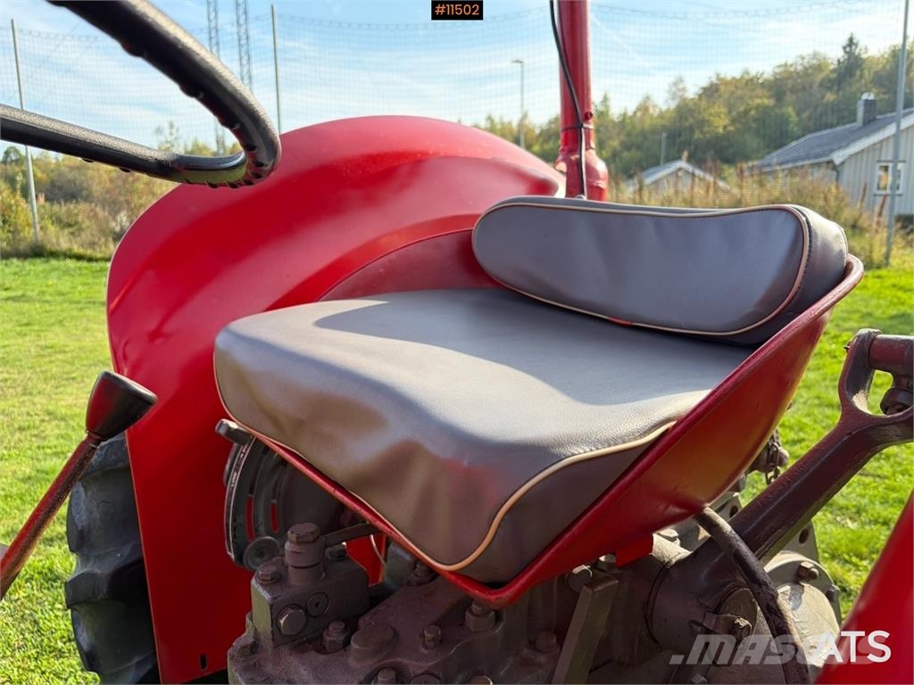 Massey Ferguson 135 Traktori