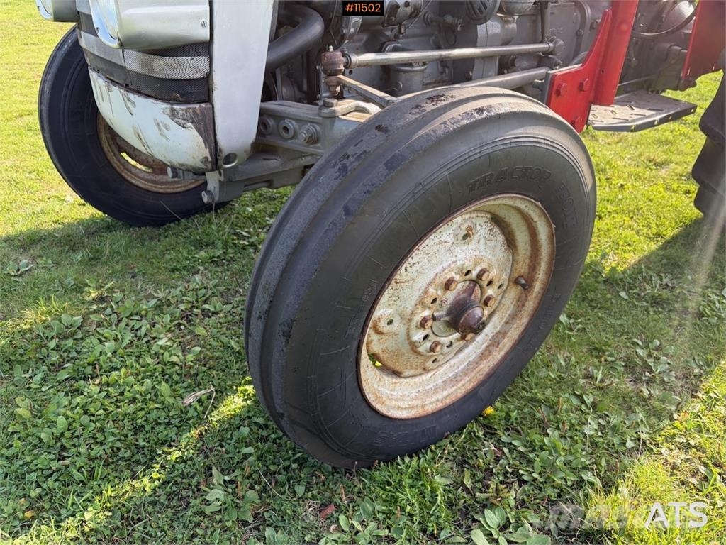 Massey Ferguson 135 Traktori