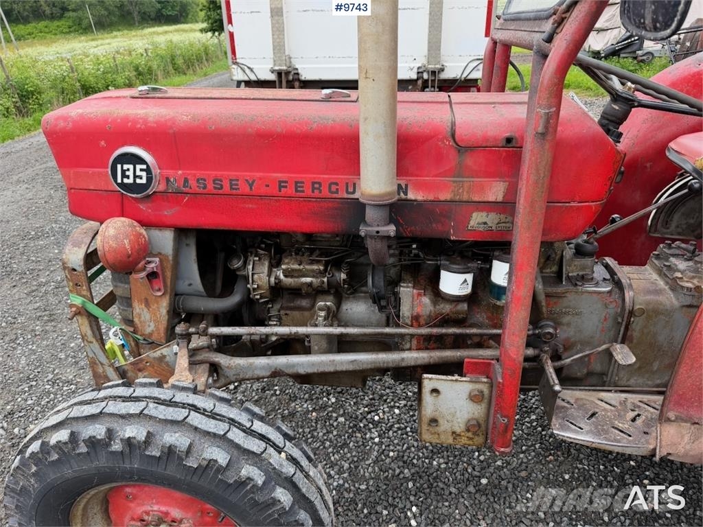 Massey Ferguson 135 トラクター