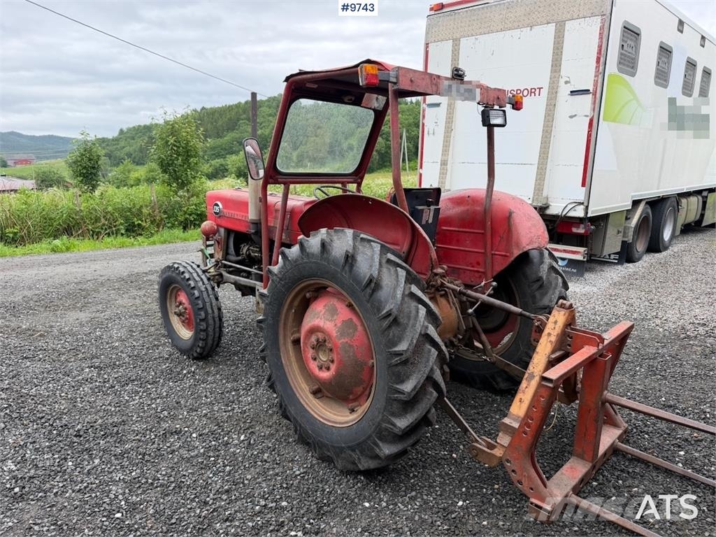 Massey Ferguson 135 トラクター
