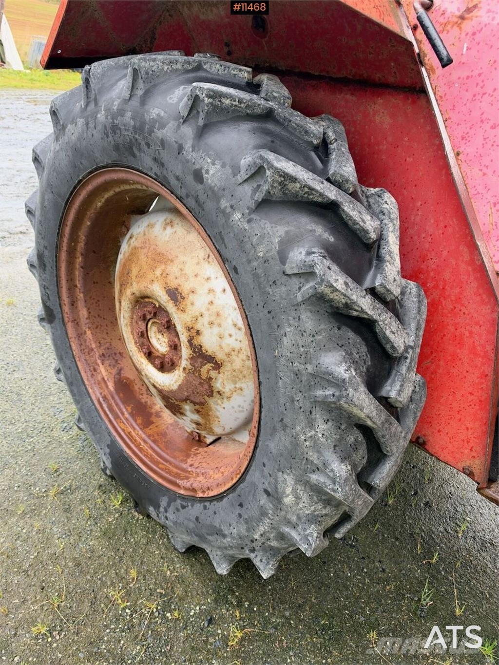 Massey Ferguson 148 Traktori