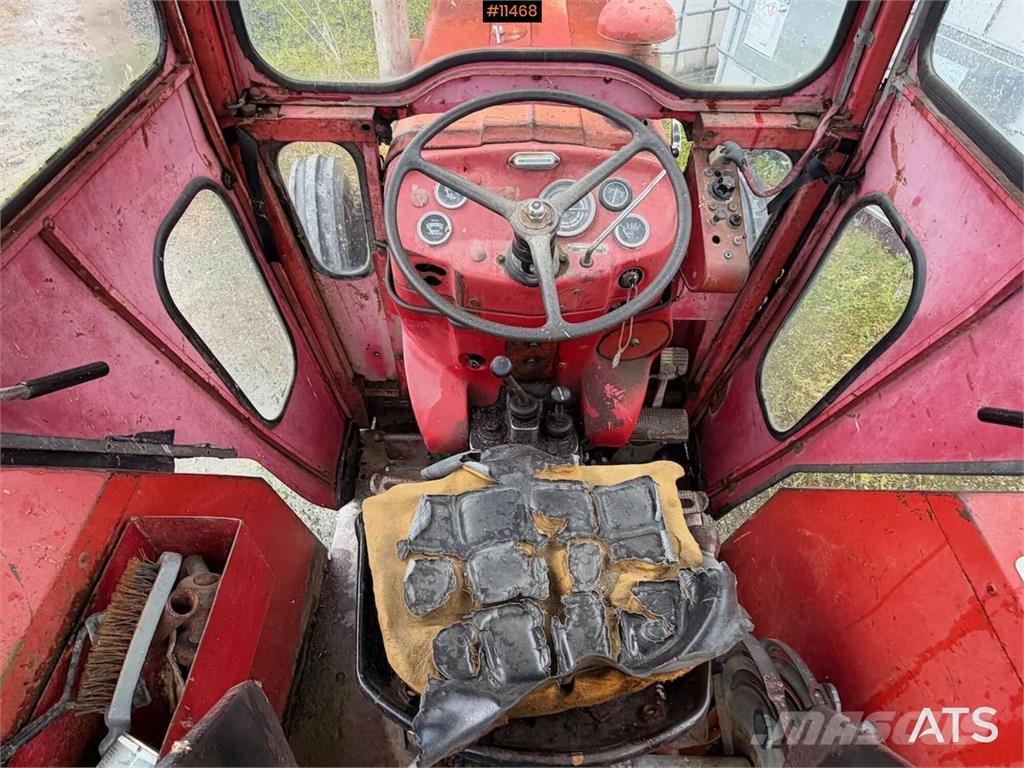 Massey Ferguson 148 Traktori